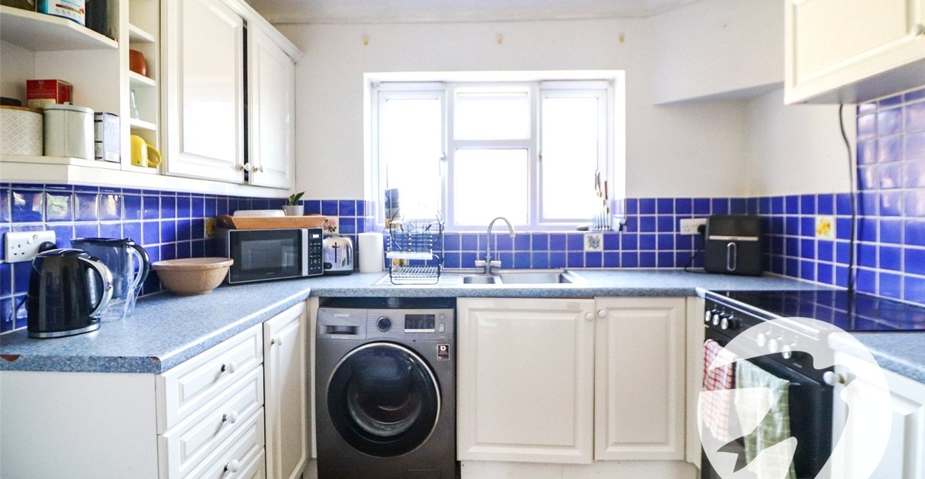 4 bedroom house for sale in Bexleyheath | Robinson Jackson