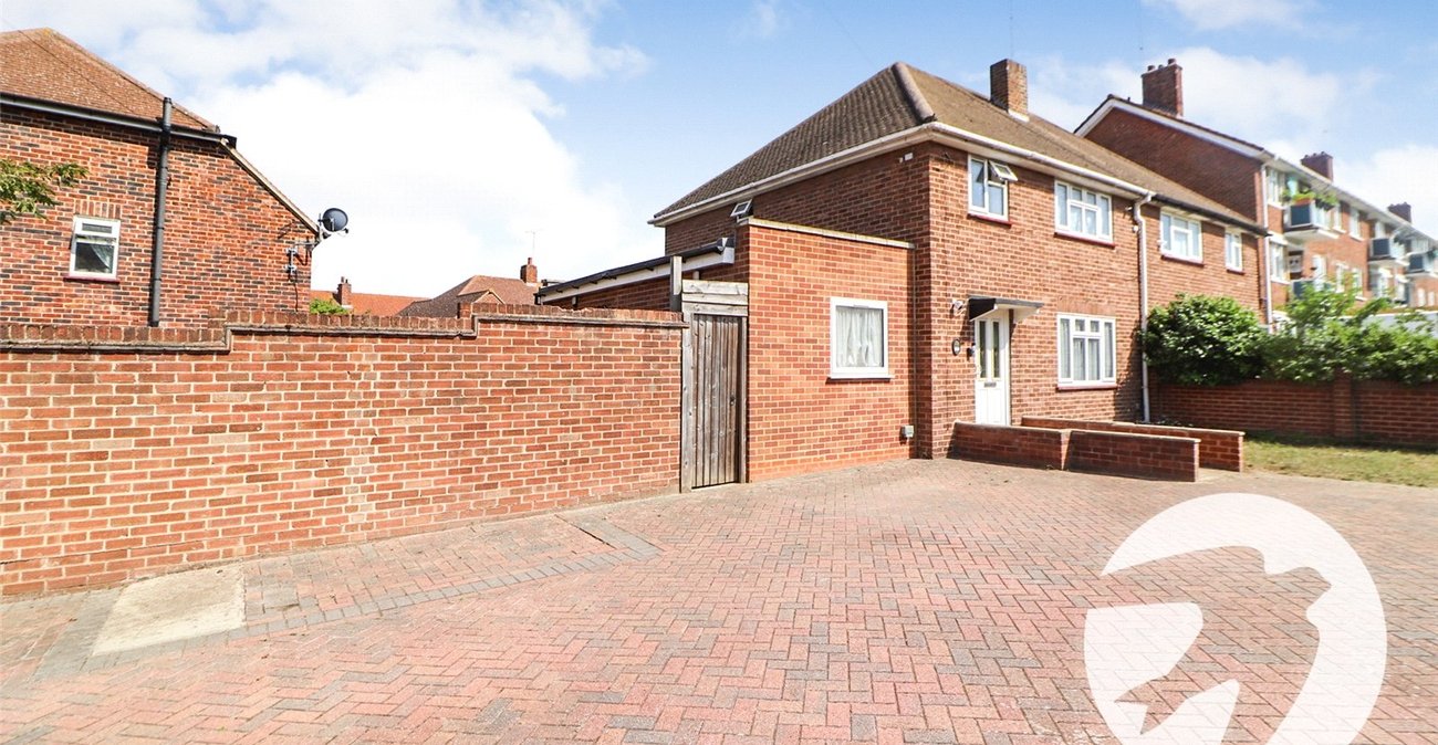 4 bedroom house for sale in Bexleyheath | Robinson Jackson