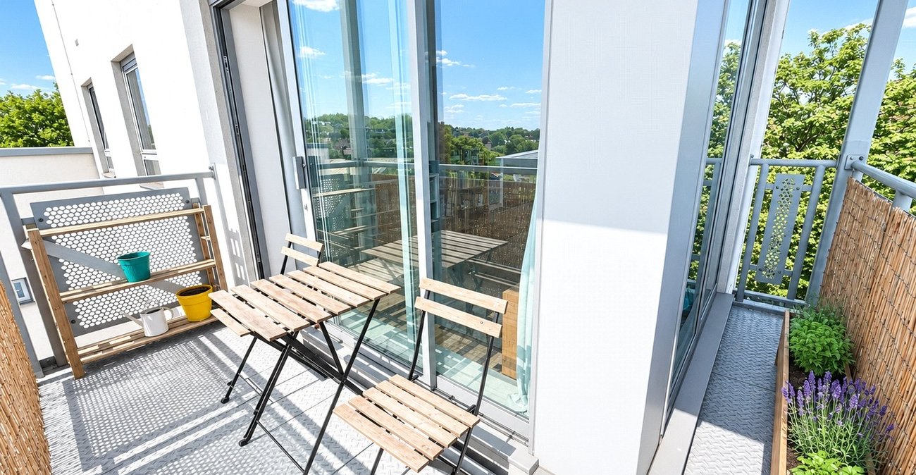 2 bedroom property for sale in London | Robinson Jackson