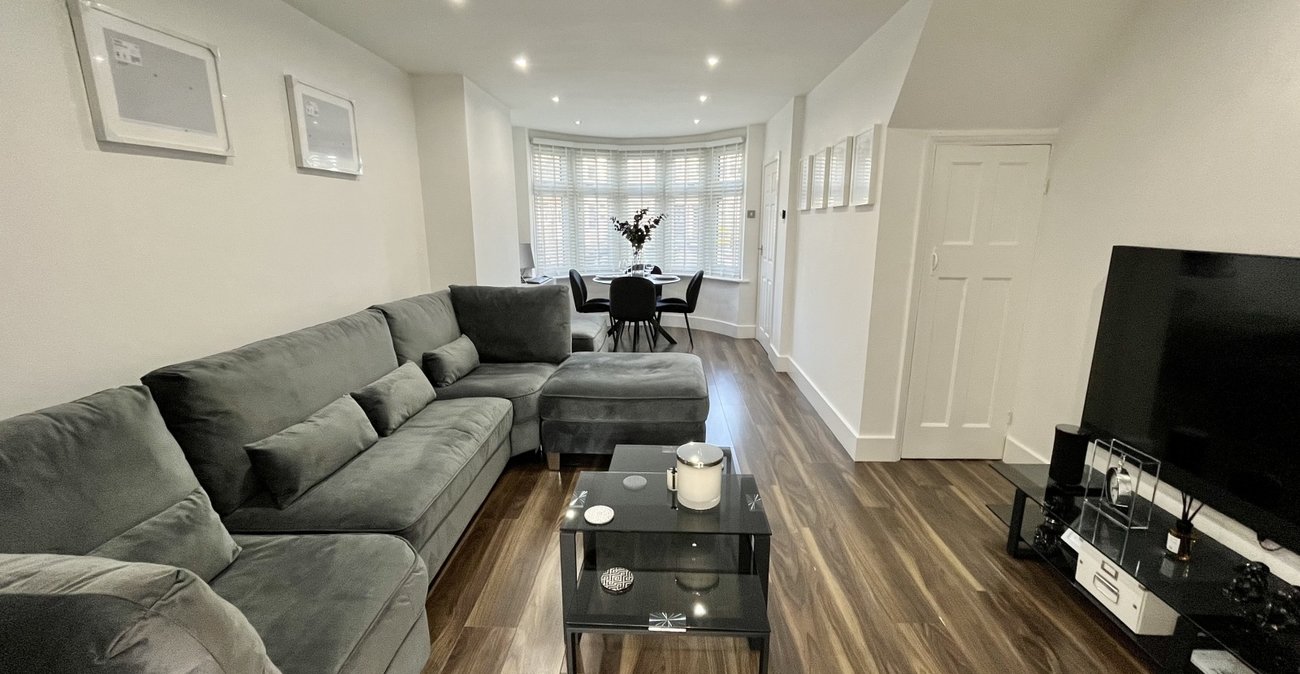 2 bedroom house for sale in Sidcup | Robinson Jackson