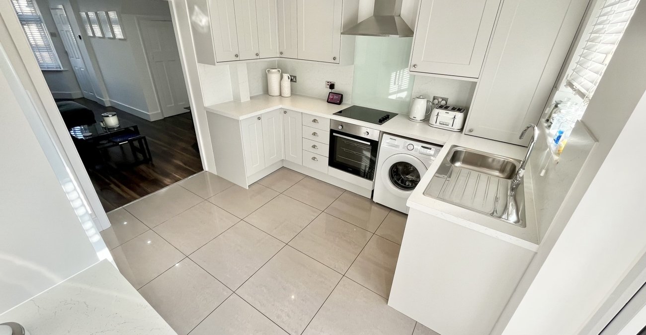 2 bedroom house for sale in Sidcup | Robinson Jackson