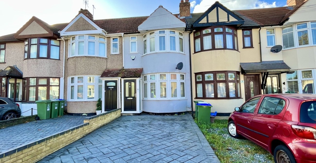 2 bedroom house for sale in Sidcup | Robinson Jackson