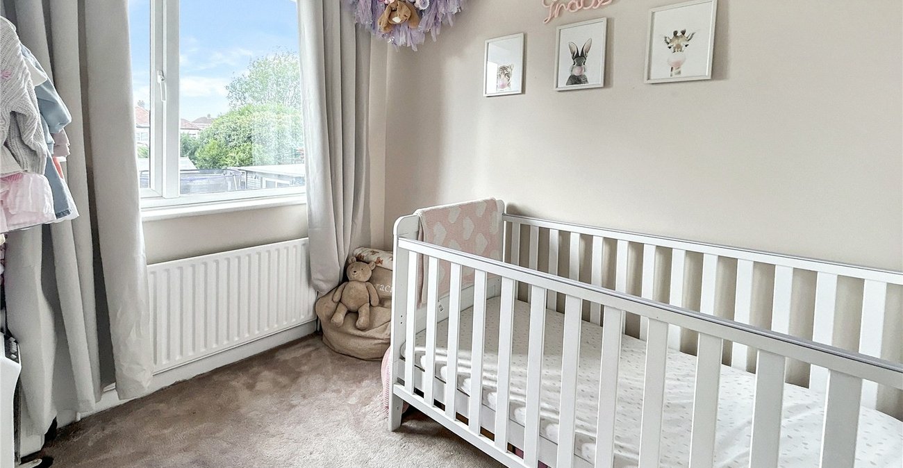 2 bedroom house for sale in Sidcup | Robinson Jackson