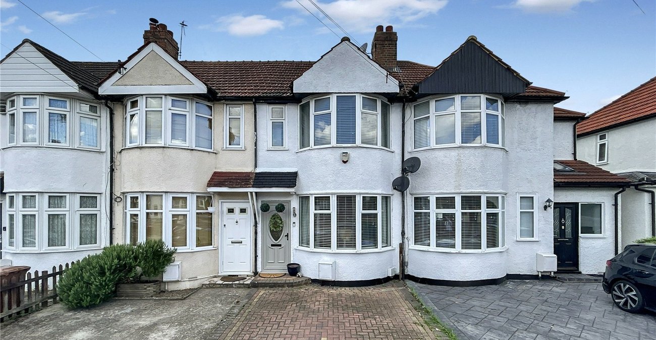 2 bedroom house for sale in Sidcup | Robinson Jackson