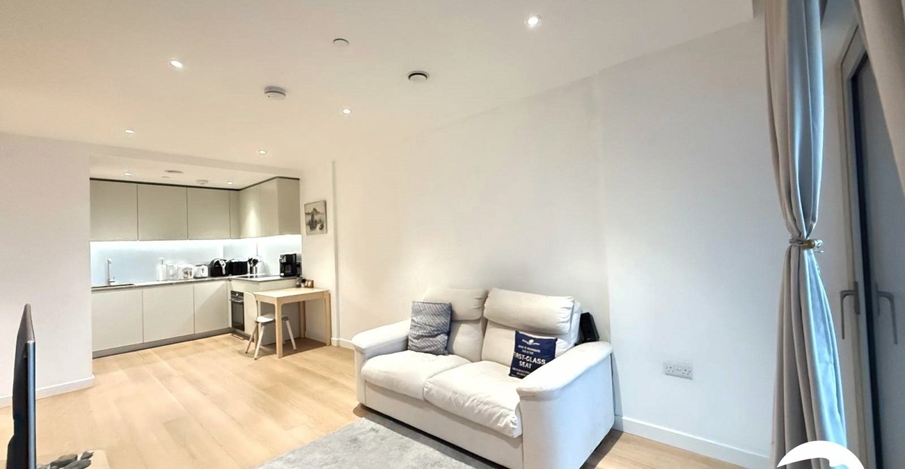 1 bedroom property for sale in London | Robinson Jackson
