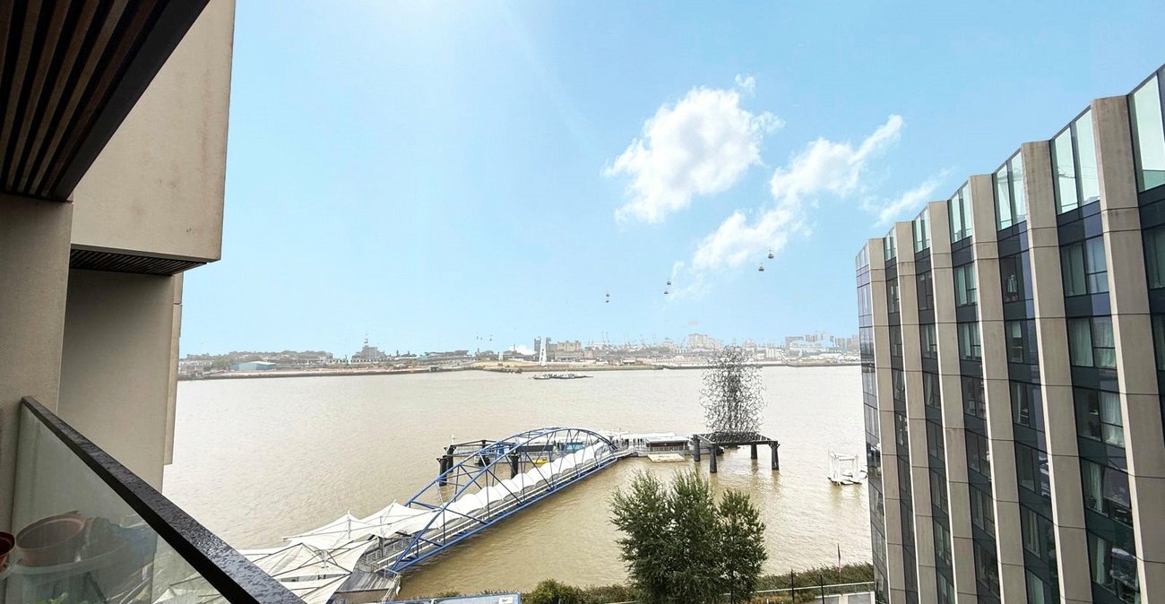 1 bedroom property for sale in London | Robinson Jackson