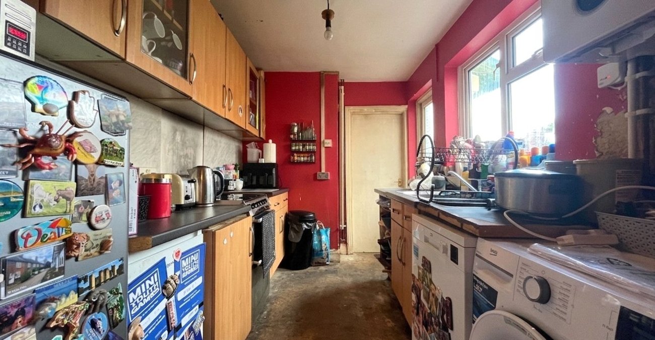 3 bedroom house for sale in Rochester | Robinson Michael & Jackson