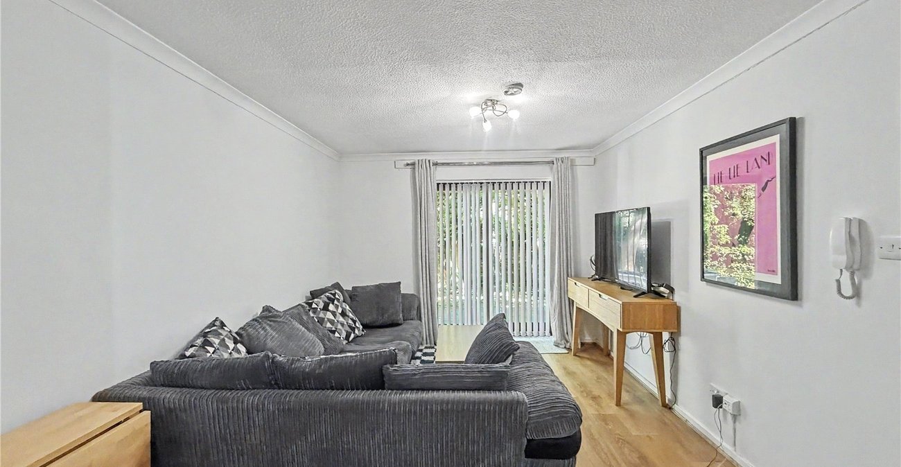 2 bedroom property for sale in Grange Road | Robinson Michael & Jackson