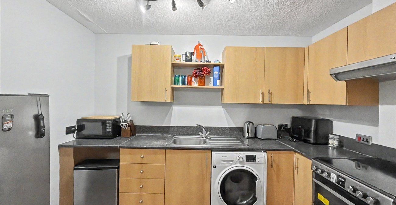 2 bedroom property for sale in Grange Road | Robinson Michael & Jackson