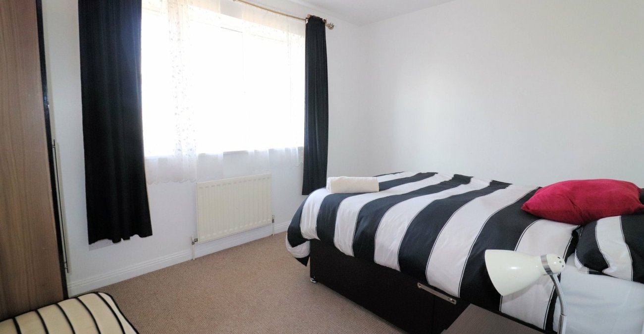 2 bedroom house for sale in Slade Green | Robinson Jackson