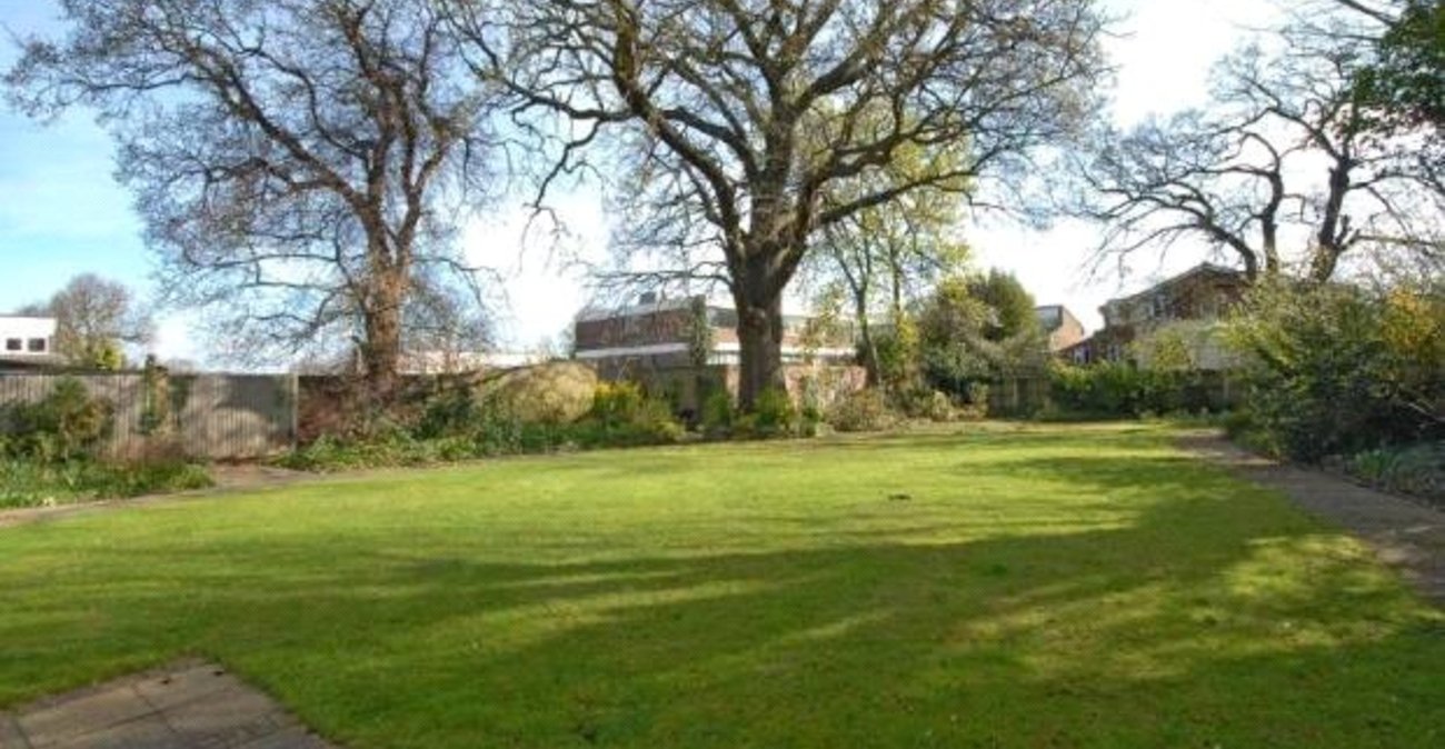 2 bedroom property for sale in Forest Hill | Robinson Jackson