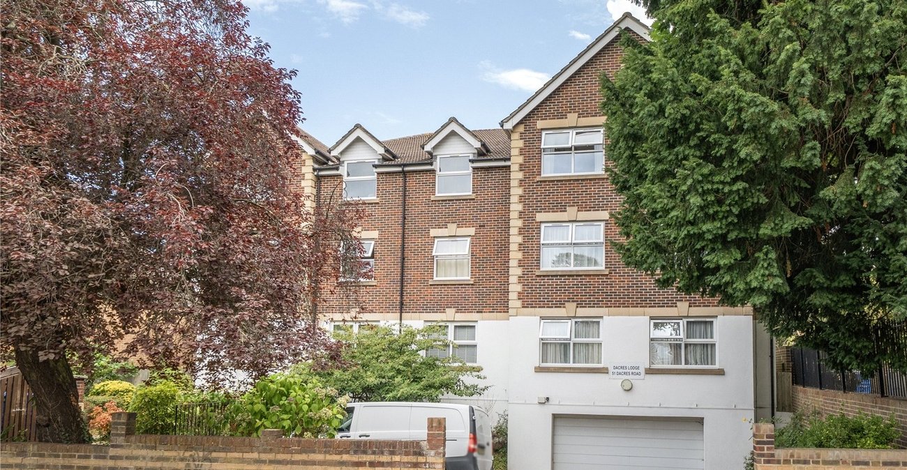 2 bedroom property for sale in Forest Hill | Robinson Jackson