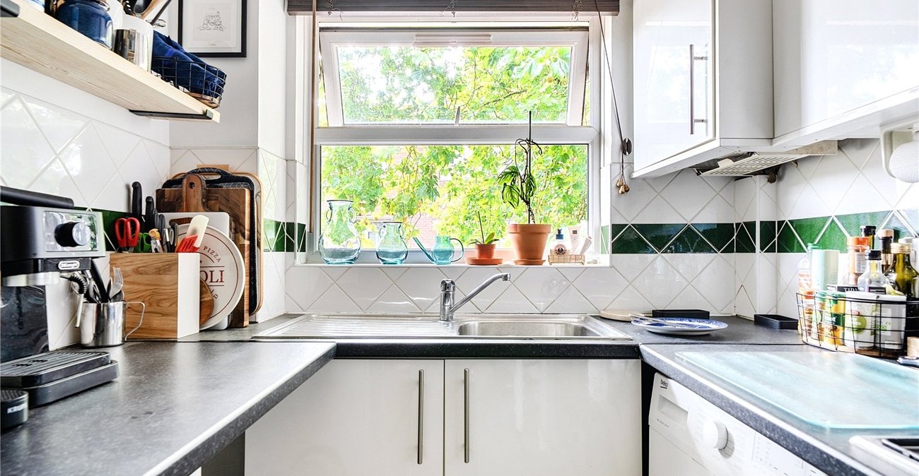 2 bedroom property for sale in Forest Hill | Robinson Jackson