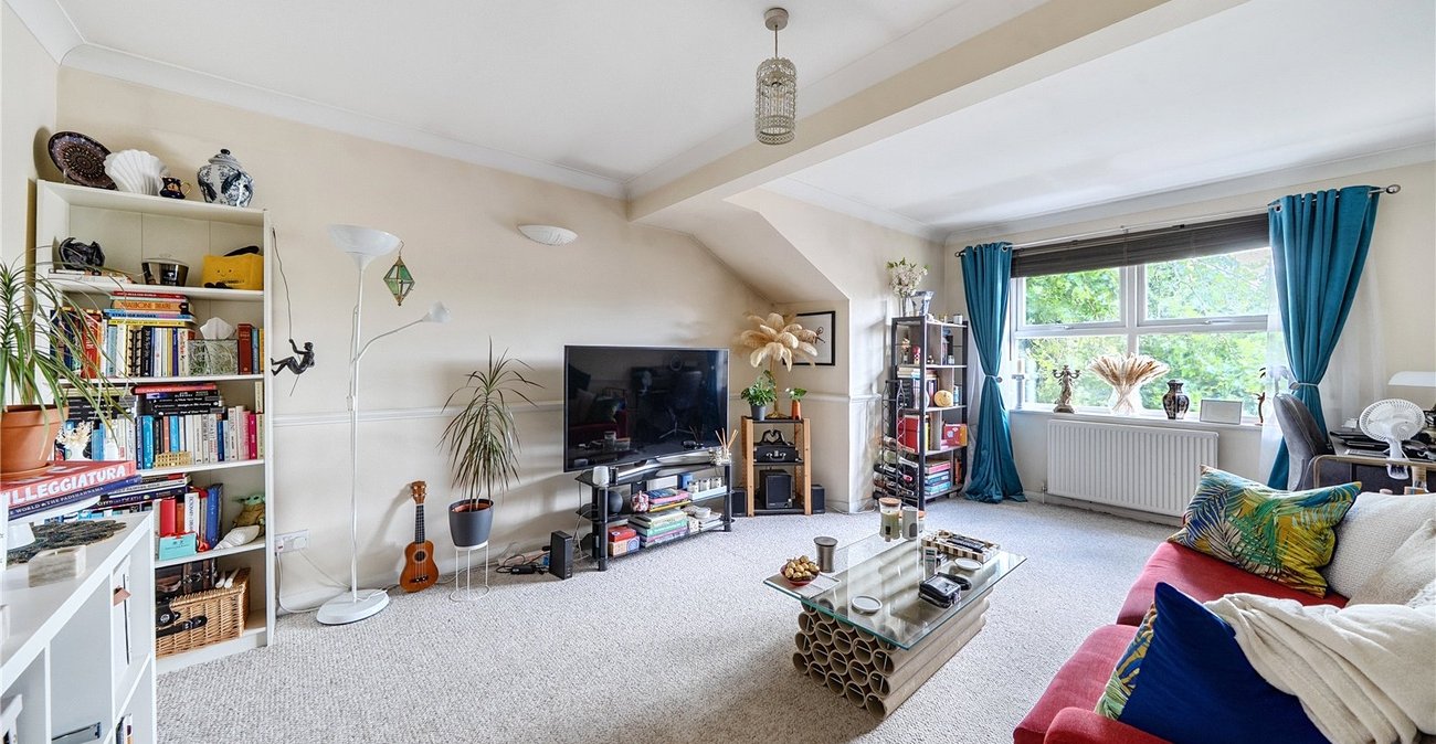 2 bedroom property for sale in Forest Hill | Robinson Jackson