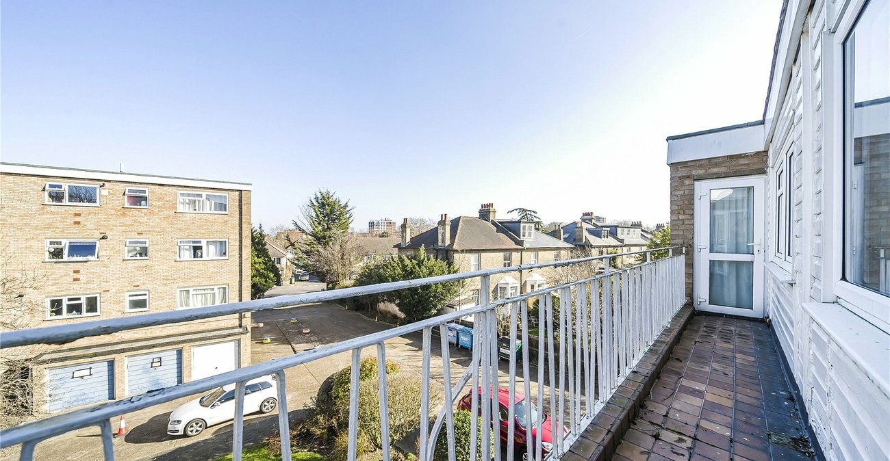 1 bedroom property for sale in  | Robinson Jackson