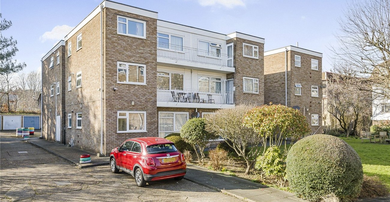 1 bedroom property for sale in  | Robinson Jackson