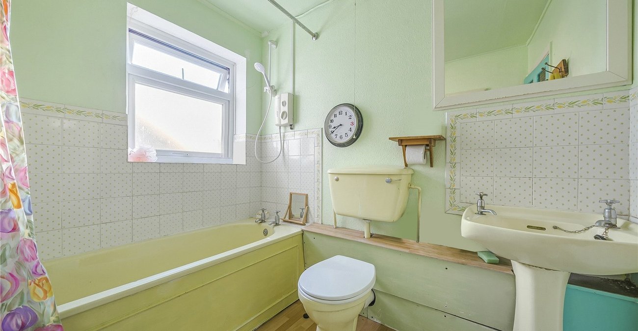 1 bedroom property for sale in  | Robinson Jackson