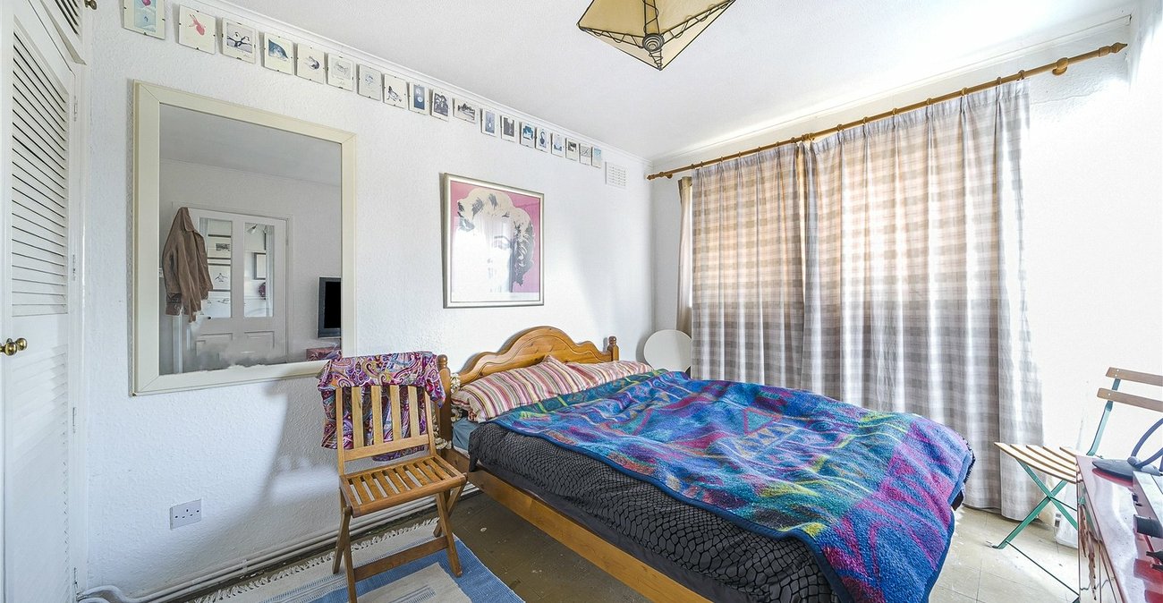 1 bedroom property for sale in  | Robinson Jackson