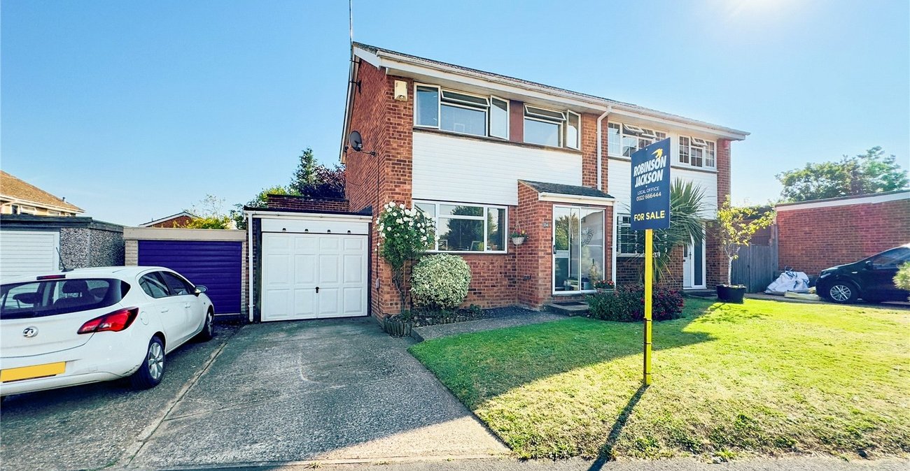 3 bedroom house for sale in Swanley | Robinson Jackson