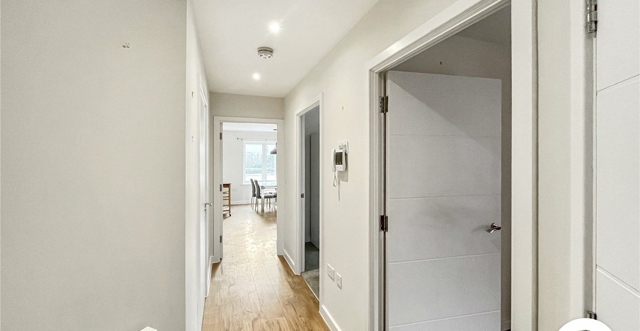2 bedroom property for sale in Chatham | Robinson Michael & Jackson