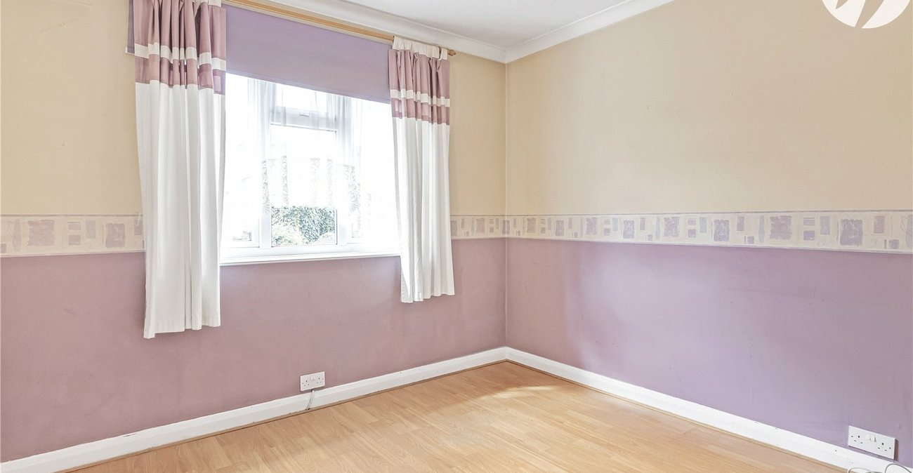 3 bedroom house for sale in Crayford | Robinson Jackson