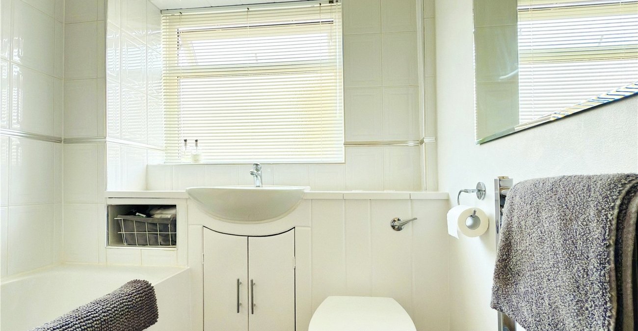 2 bedroom property for sale in Swanley | Robinson Jackson