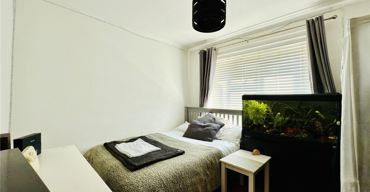 2 bedroom property for sale in Swanley | Robinson Jackson