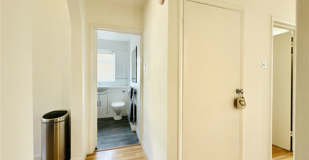 2 bedroom property for sale in Swanley | Robinson Jackson