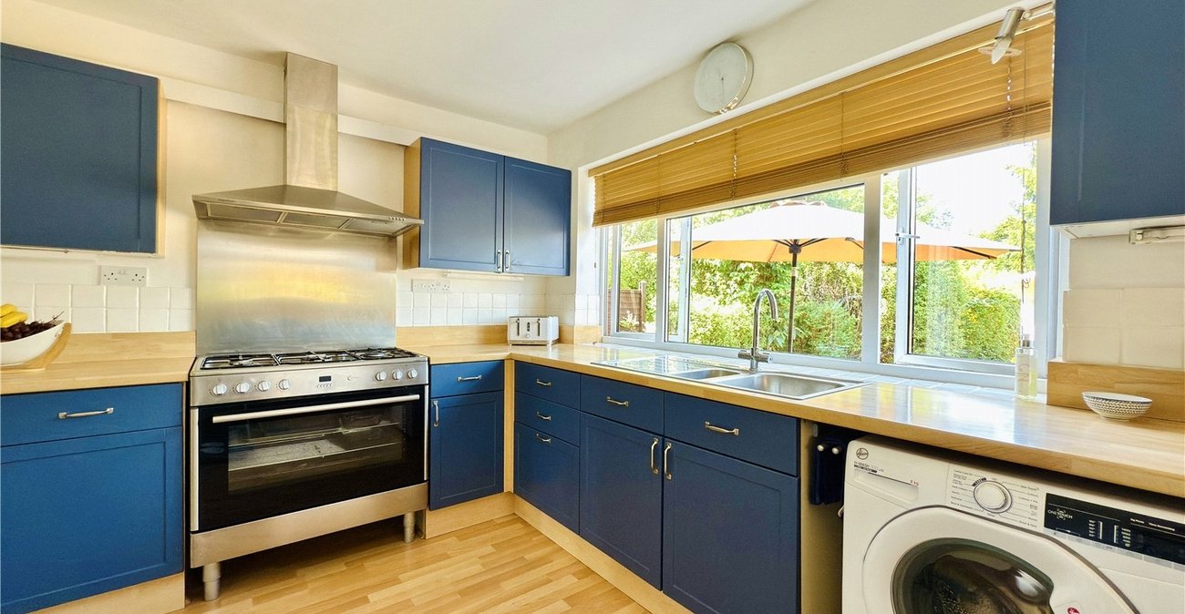 2 bedroom property for sale in Swanley | Robinson Jackson