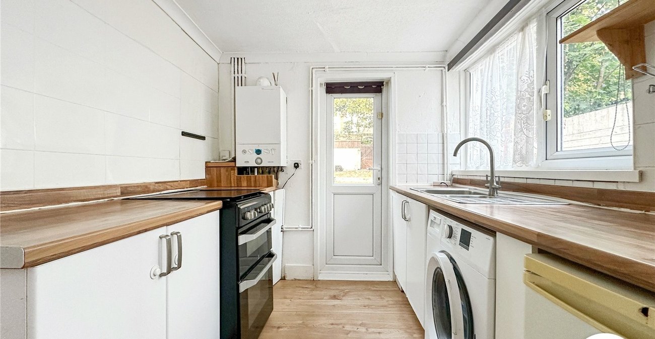 2 bedroom house for sale in Chatham | Robinson Michael & Jackson