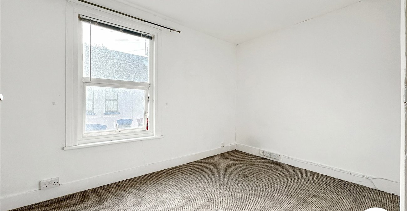 2 bedroom house for sale in Chatham | Robinson Michael & Jackson