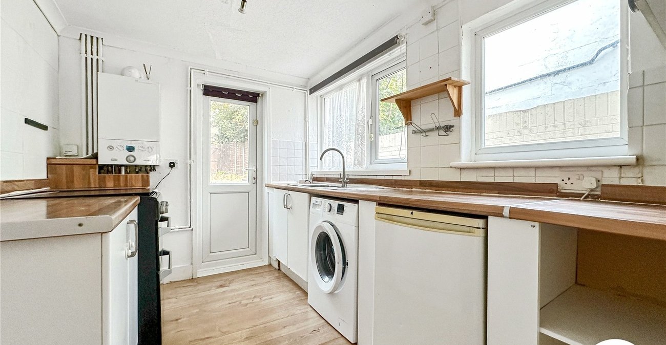 2 bedroom house for sale in Chatham | Robinson Michael & Jackson