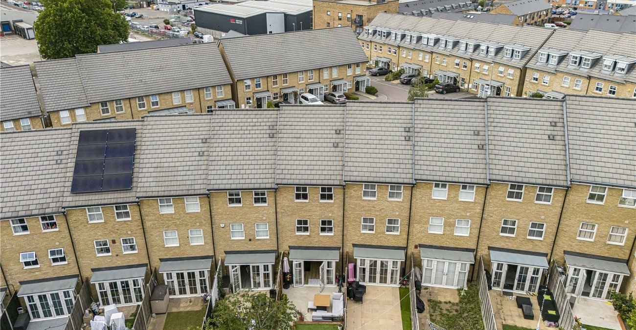 4 bedroom house for sale in Dartford | Robinson Jackson