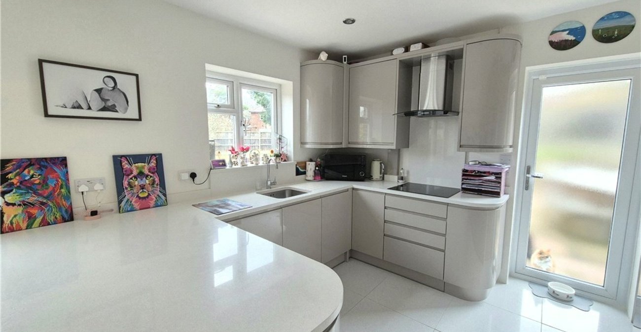 3 bedroom house for sale in Chelsfield | Robinson Jackson