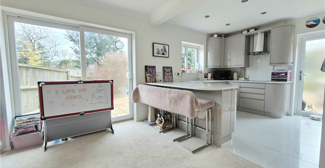 3 bedroom house for sale in Chelsfield | Robinson Jackson