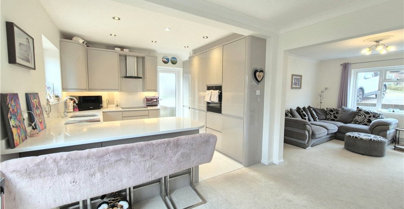 3 bedroom house for sale in Chelsfield | Robinson Jackson