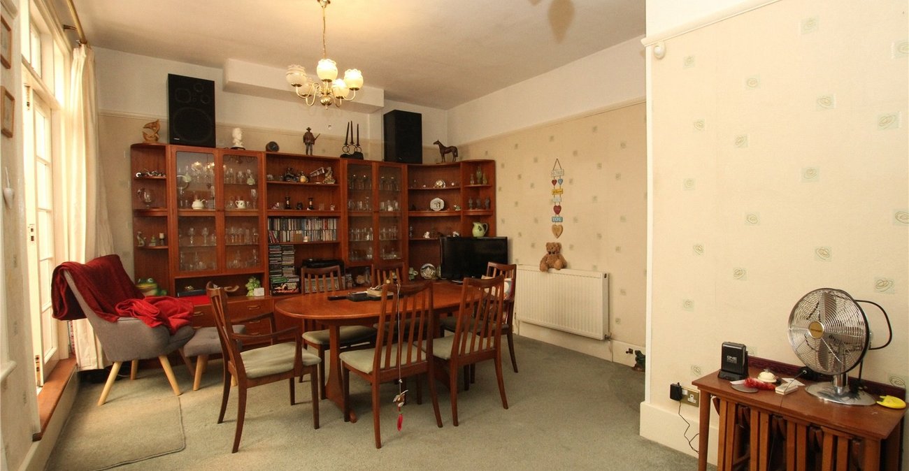 3 bedroom house for sale in Shooters Hill | Robinson Jackson