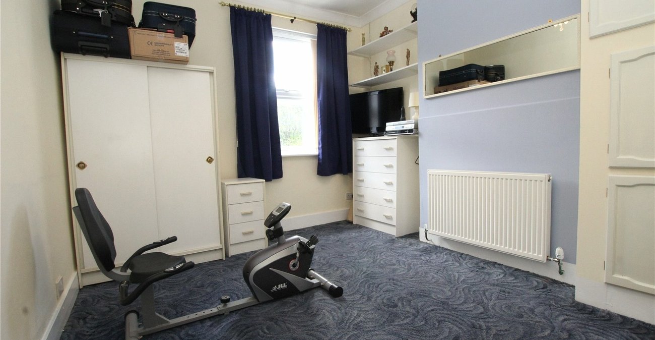 3 bedroom house for sale in Shooters Hill | Robinson Jackson