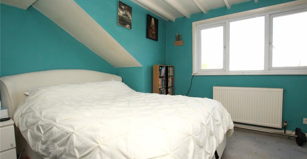 3 bedroom house for sale in Shooters Hill | Robinson Jackson