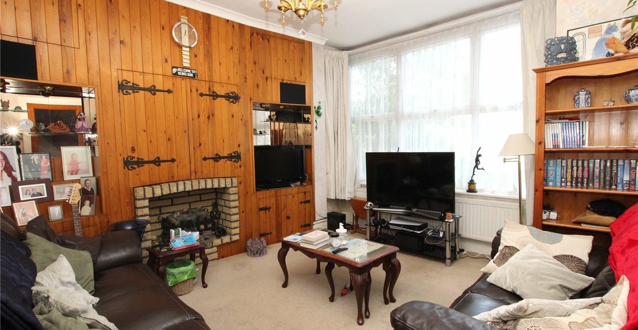 3 bedroom house for sale in Shooters Hill | Robinson Jackson