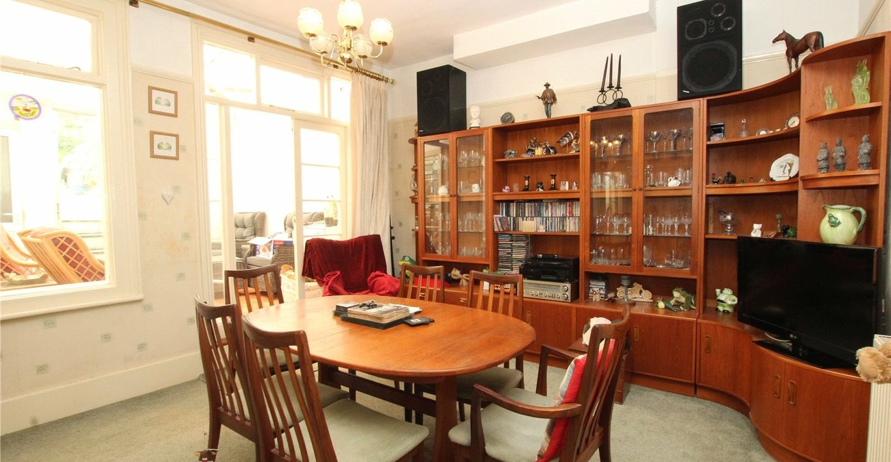 3 bedroom house for sale in Shooters Hill | Robinson Jackson