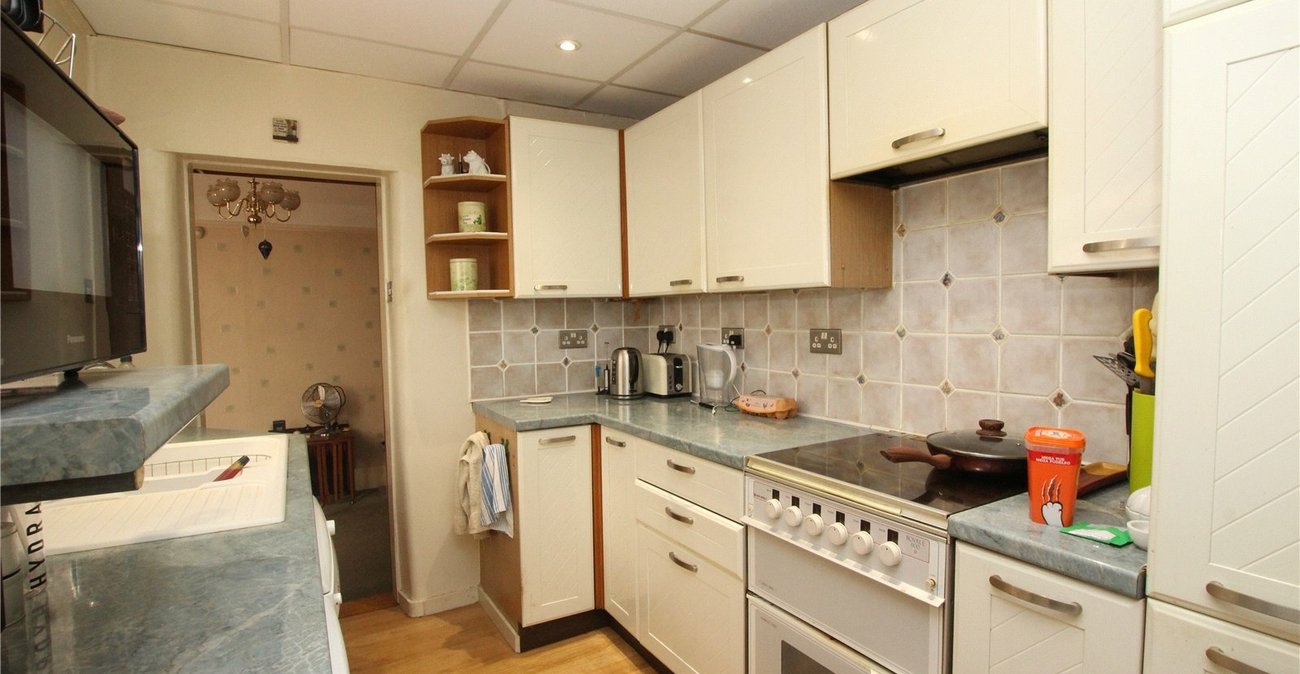 3 bedroom house for sale in Shooters Hill | Robinson Jackson