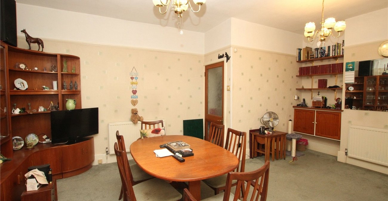 3 bedroom house for sale in Shooters Hill | Robinson Jackson