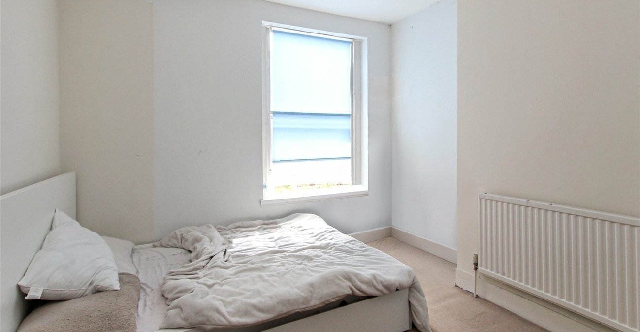 3 bedroom house for sale in Shooters Hill | Robinson Jackson