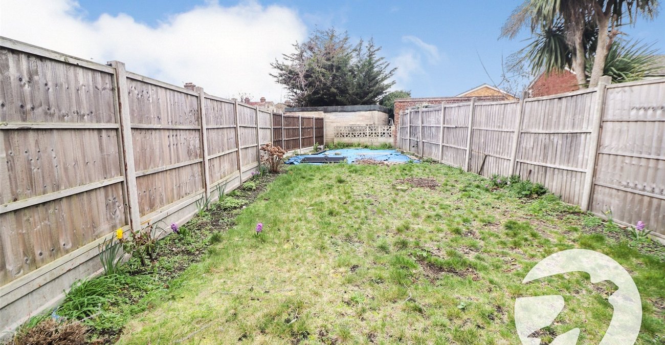 3 bedroom house for sale in Erith | Robinson Jackson