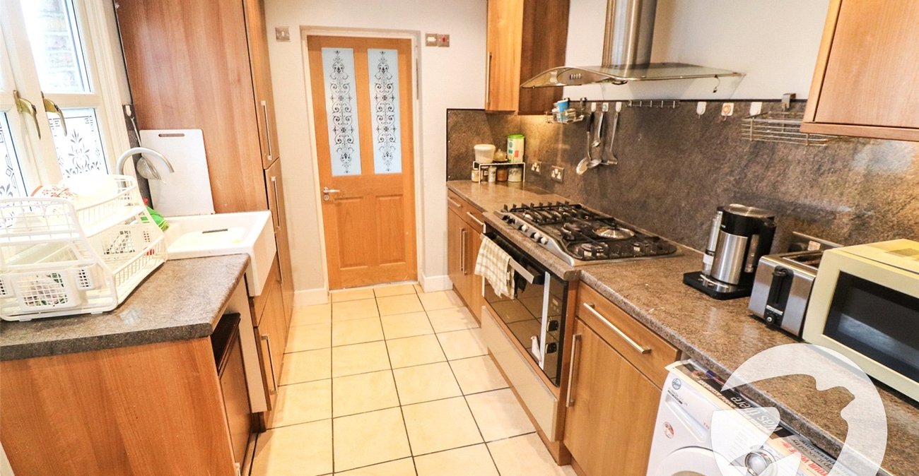 3 bedroom house for sale in Erith | Robinson Jackson