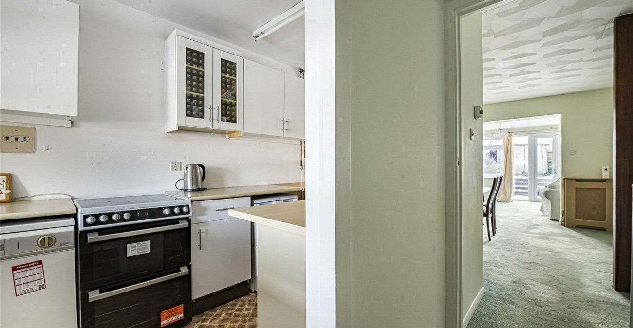 3 bedroom house for sale in Orpington | Robinson Jackson