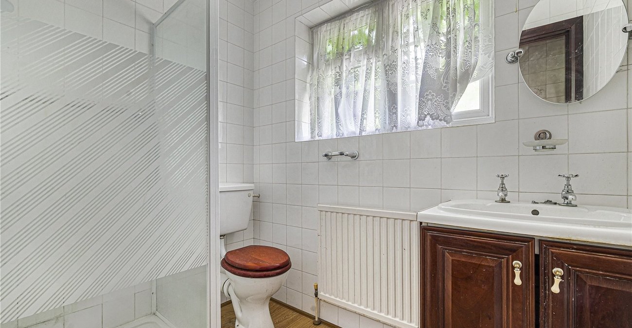 4 bedroom house for sale in Crockenhill | Robinson Jackson