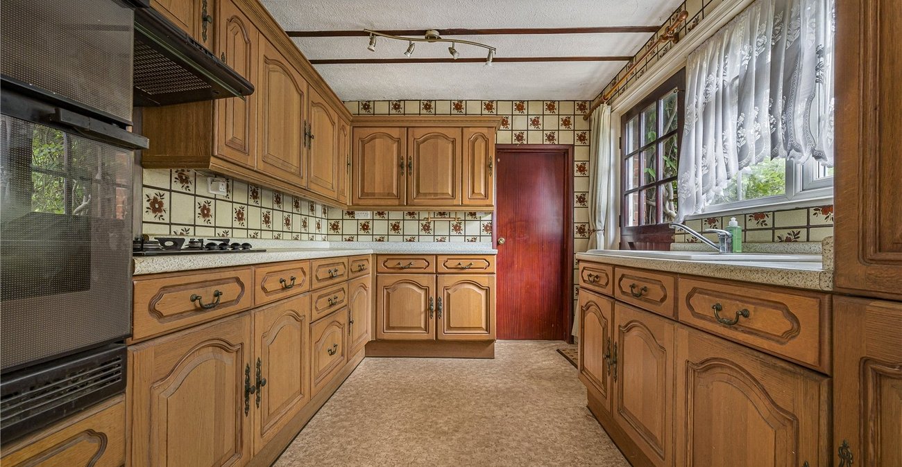 4 bedroom house for sale in Crockenhill | Robinson Jackson