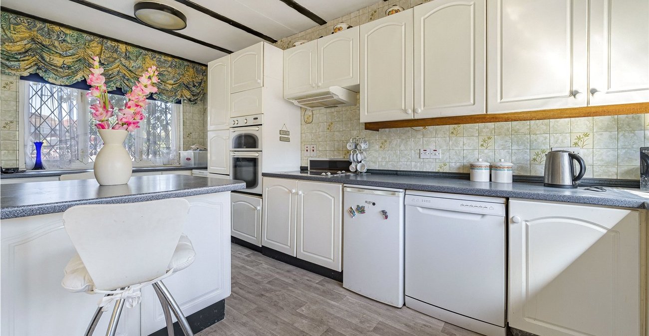 3 bedroom house for sale in Welling | Robinson Jackson
